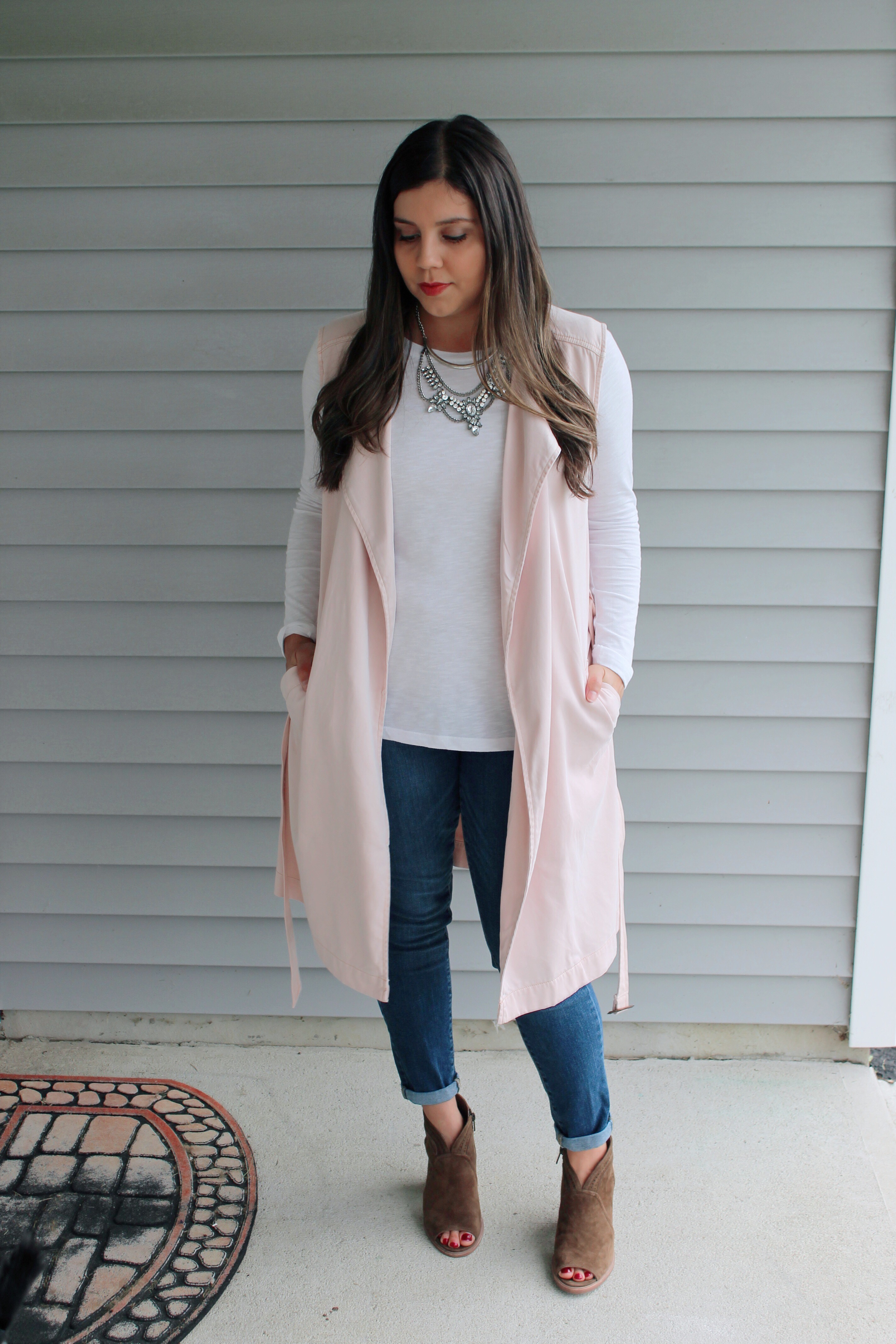 Pink vest outlet outfit